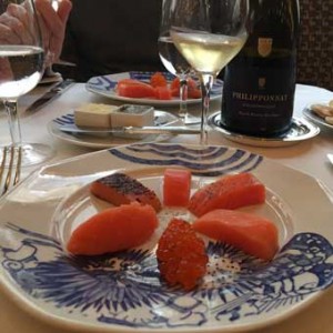 Avec le champagne Philipponnat, une assiette de saumon en 6 façons