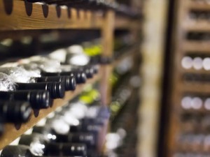 Conserver son vin avec soin pour mieux le vendre